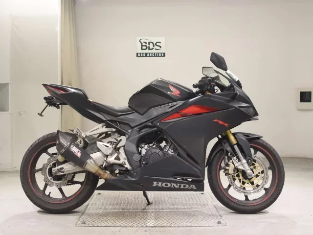 Honda CBR250RR-2