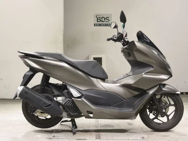 Honda PCX125-4