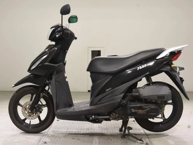 Suzuki ADDRESS110-2
