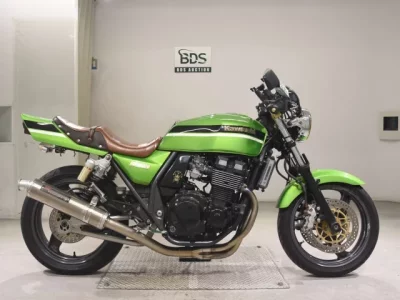 Kawasaki ZRX400