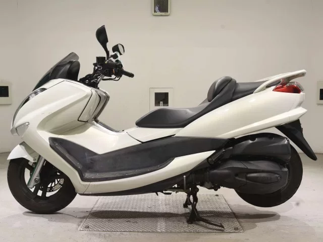 Yamaha MAJESTY 250-4