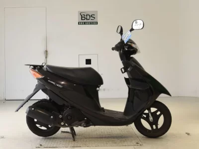 Suzuki ADDRESS V50-3