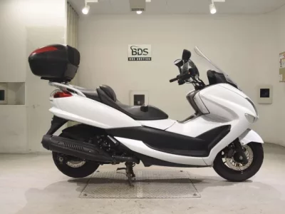 Yamaha MAJESTY 250-4
