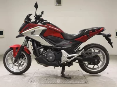 Honda NC750XDLD-2