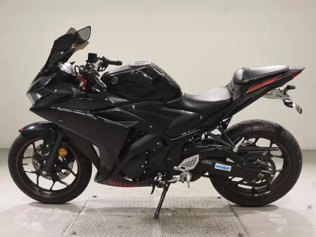Yamaha YZF-R25