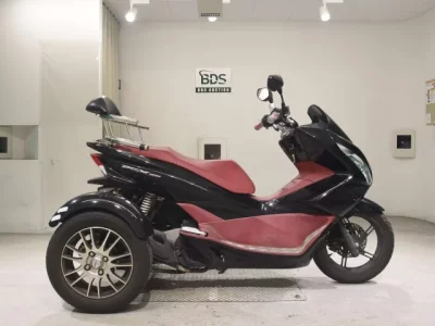 Honda PCX150-2 TRIKE