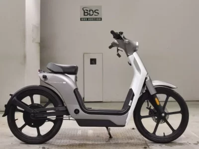 Honda CUB E