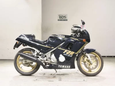 Yamaha FZR250