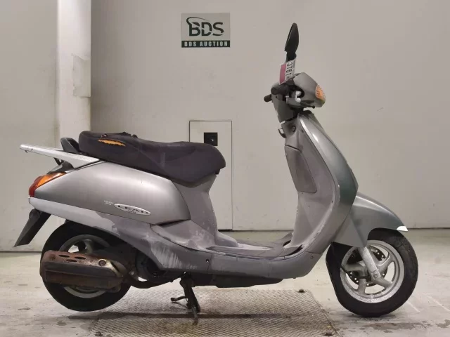 Honda LEAD 100