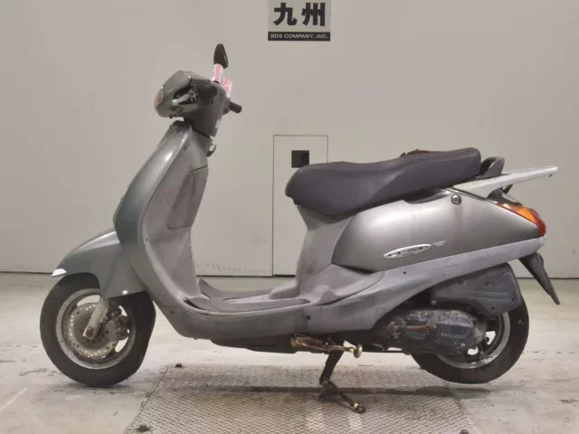 Honda LEAD 100
