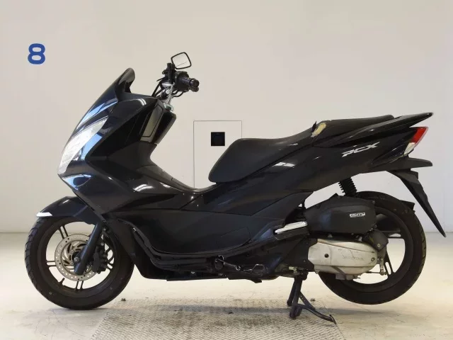 Honda PCX125-2