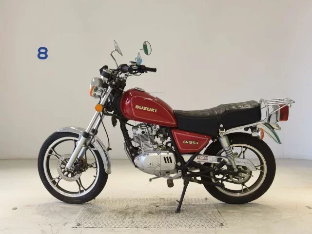 Suzuki GN125H