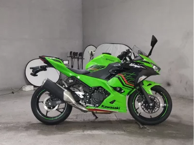 Kawasaki NINJA400