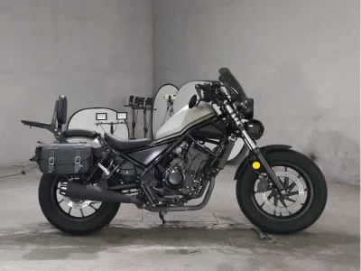 Honda REBEL
