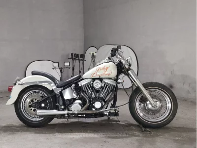 Harley-Davidson HARLEY FLSTC1340