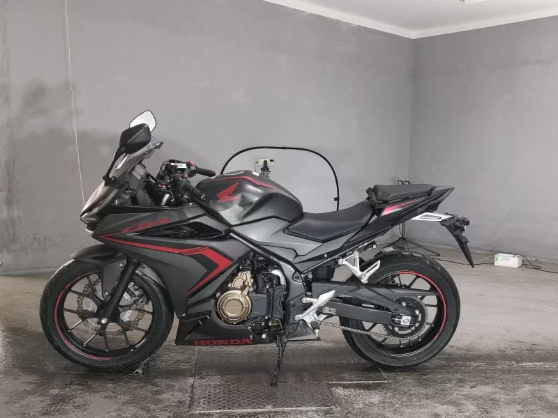 Honda CBR400R