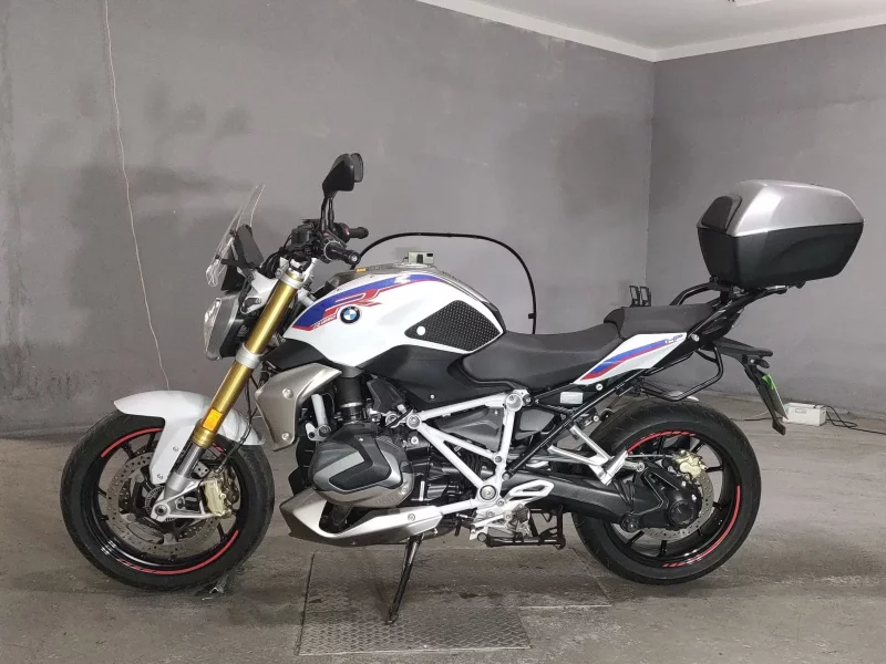BMW BMW R1250R