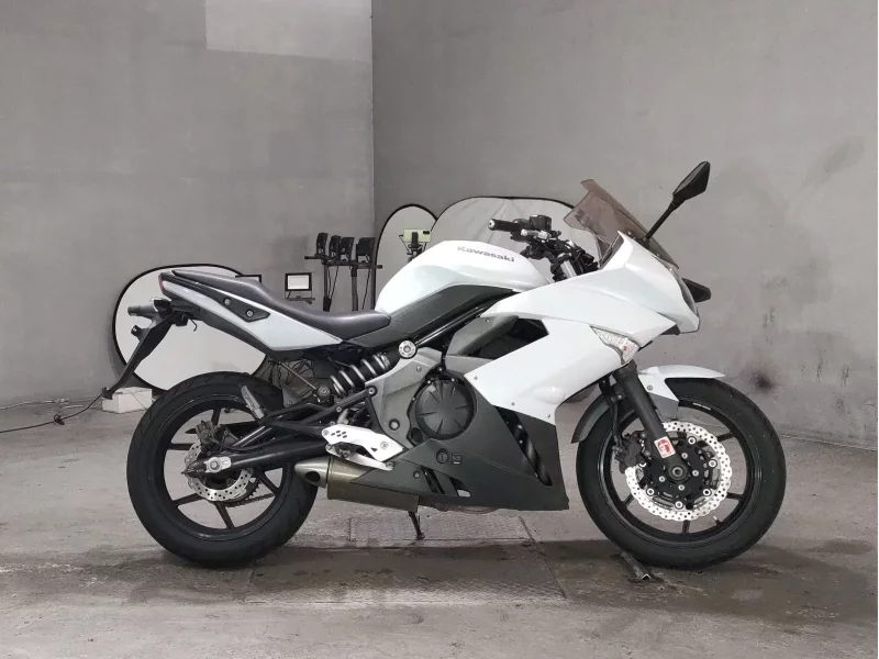 Kawasaki ER-6F