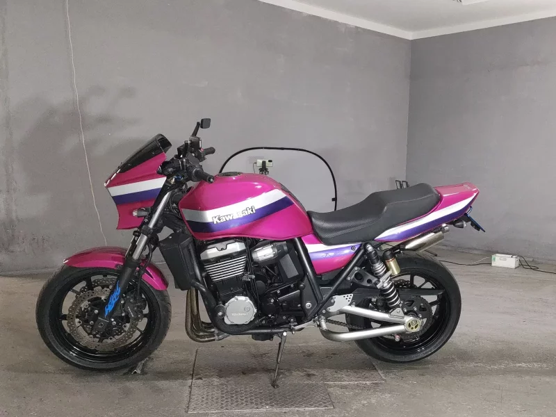 Kawasaki ZRX1200