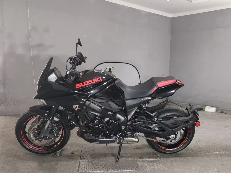 Suzuki KATANA