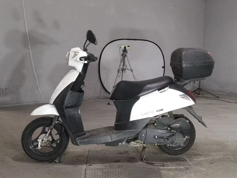 Suzuki LET S