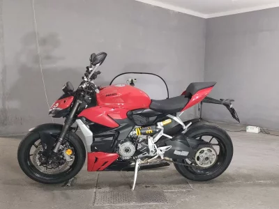 Ducati DUCATI STREET FIGHTER V2