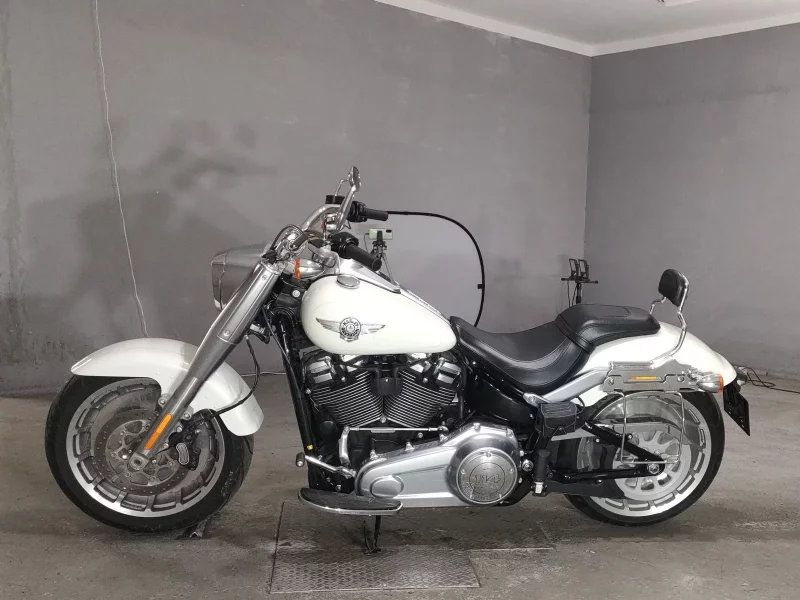 Harley-Davidson HARLEY FLFBS1870