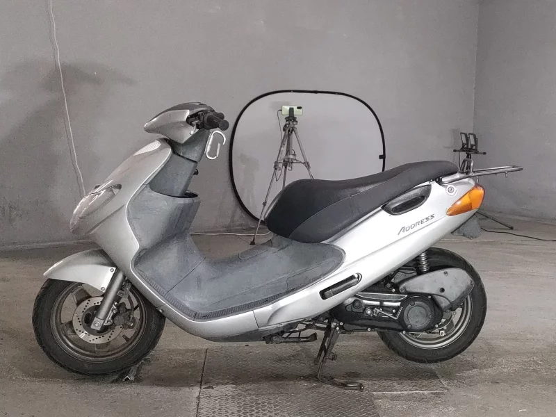 Suzuki ADDRESS V50