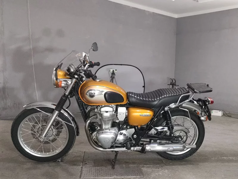 Kawasaki W800