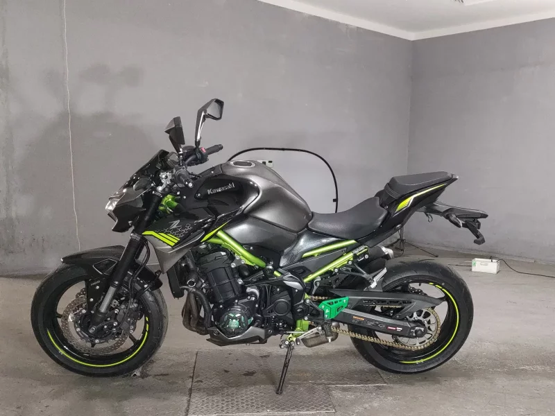 Kawasaki Z900