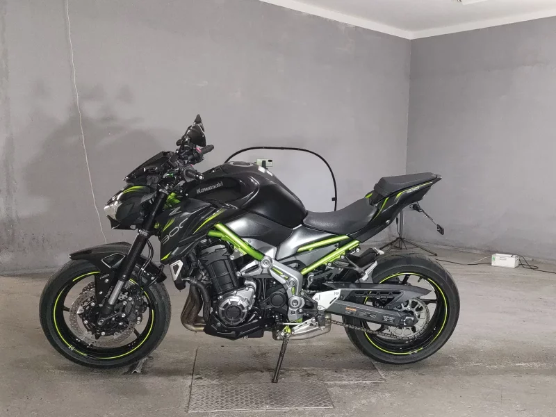 Kawasaki Z900