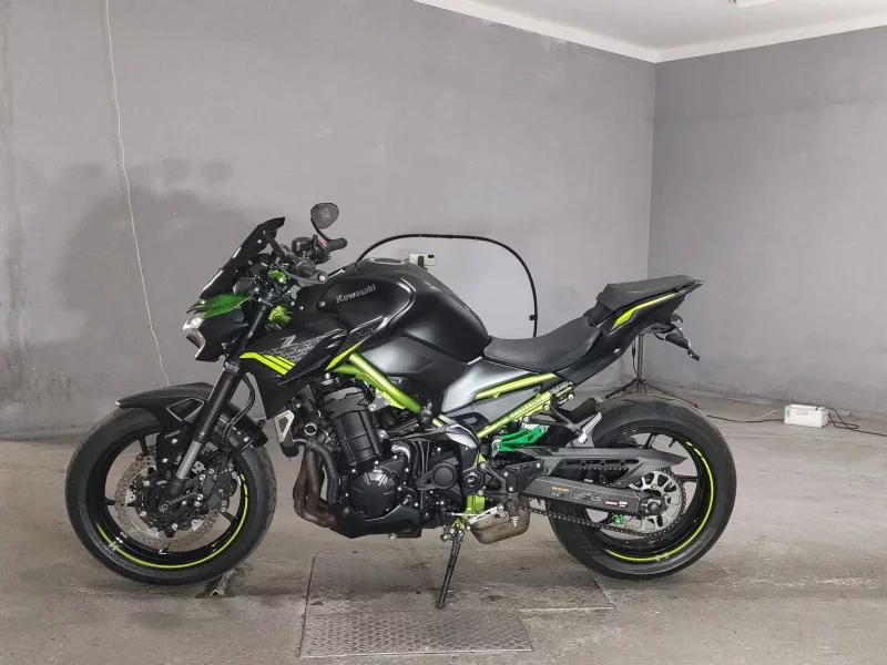 Kawasaki Z900