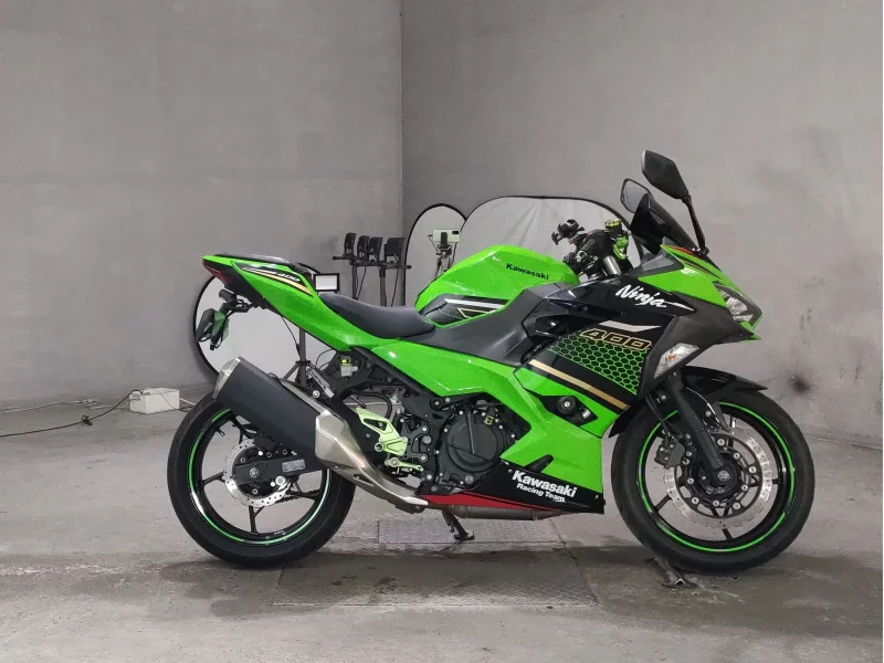 Kawasaki NINJA400