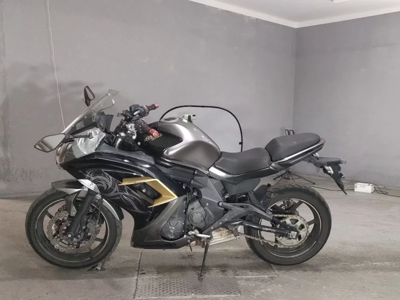 Kawasaki NINJA400