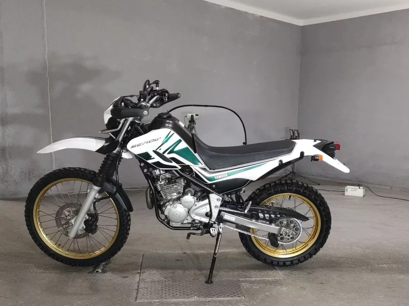 Yamaha SEROW 250
