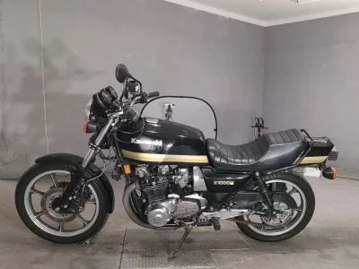 Kawasaki Z1000J