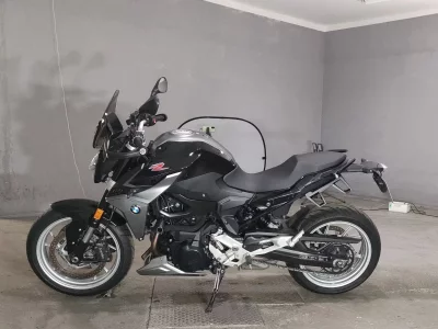 BMW BMW F900R