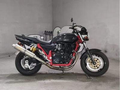 Yamaha XJR1200