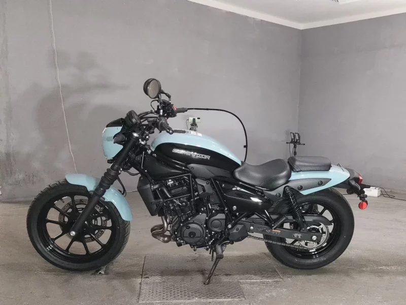 Kawasaki ELIMINATOR 400SE