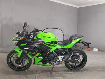 Kawasaki NINJA650