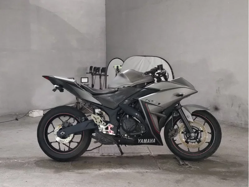 Yamaha YZF-R25