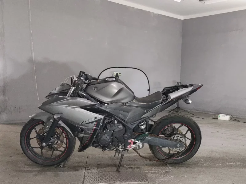 Yamaha YZF-R25