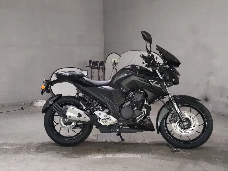 Yamaha FZ25