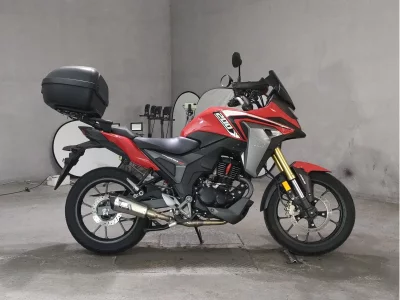 Honda CB200X