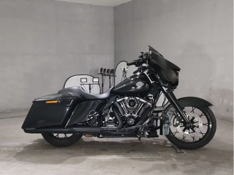 Harley-Davidson HARLEY FLHXS1870
