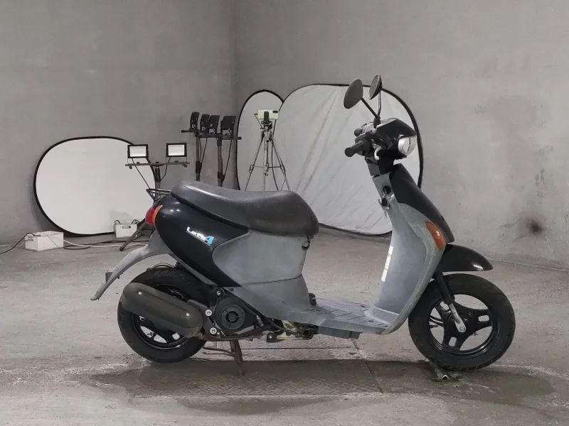 Suzuki LET S4