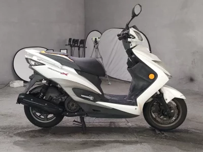 Yamaha CYGNUS125XSR