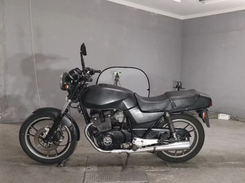 Suzuki GSX400