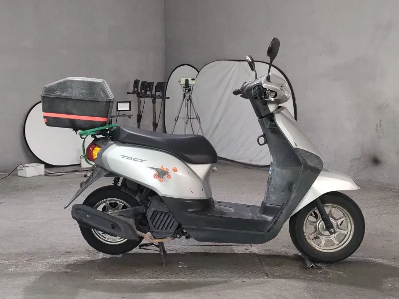 Honda TACT BASIC