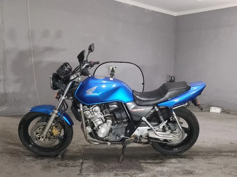 Honda CB400SF TRAINING CAR